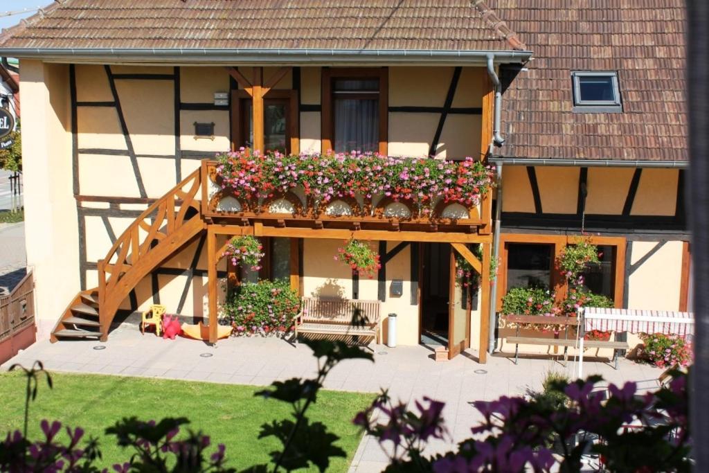 Hôtel A L'ancienne Poste à Battenheim Extérieur photo
